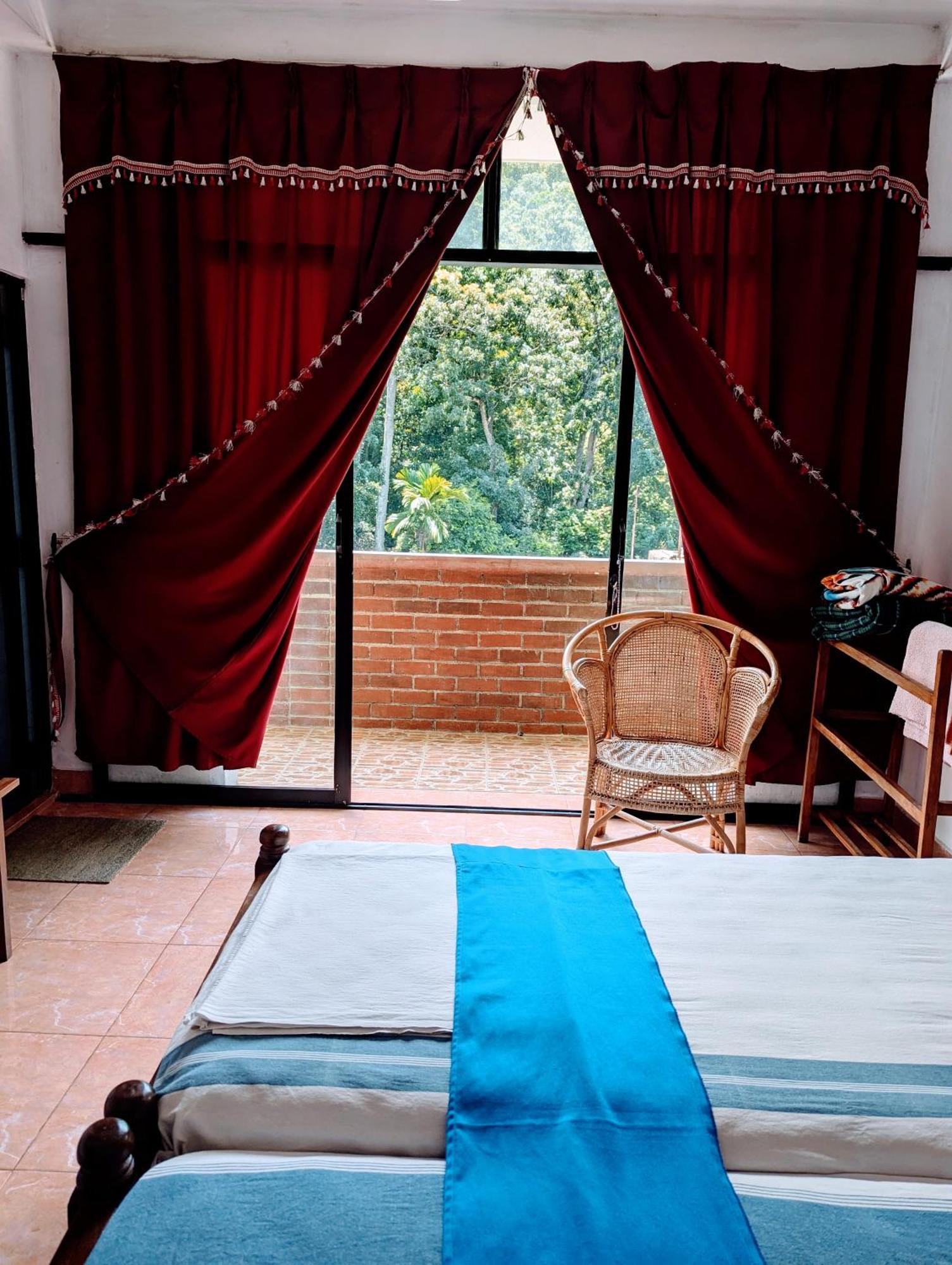Shrine Inn Kandy Exterior photo
